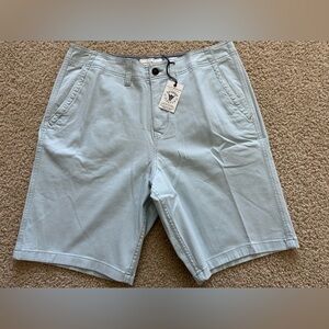 Men’s Lucky Brand shorts, size 34.